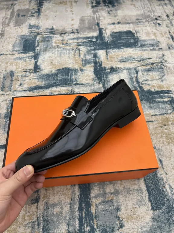 Hermes Shoe 